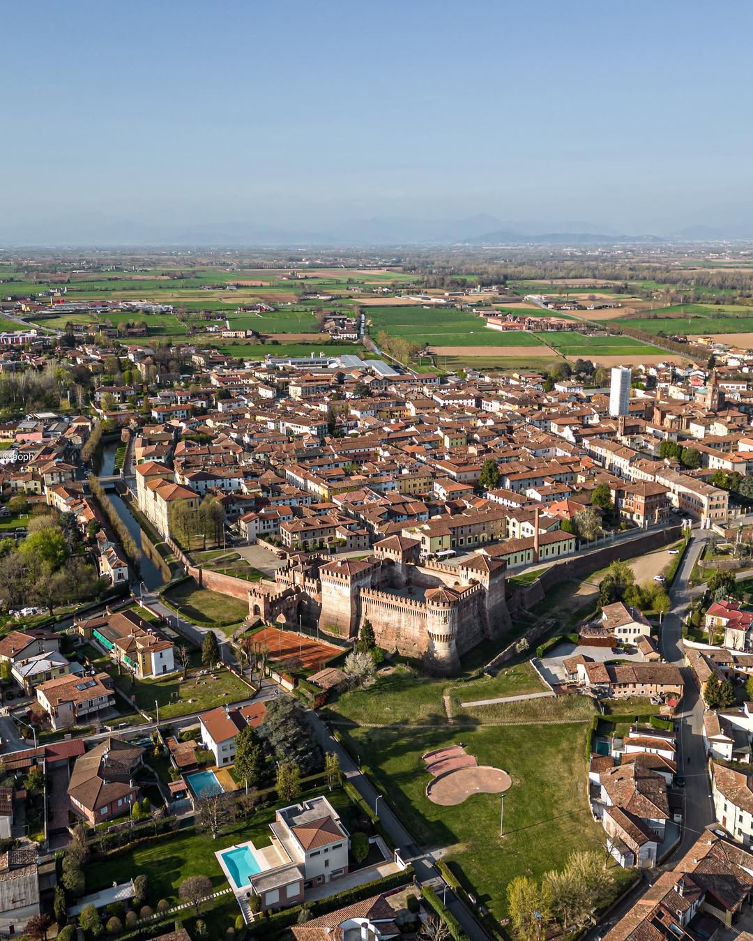 Misteri tra le mura di Soncino: visita guidata serale nel borgo medievale