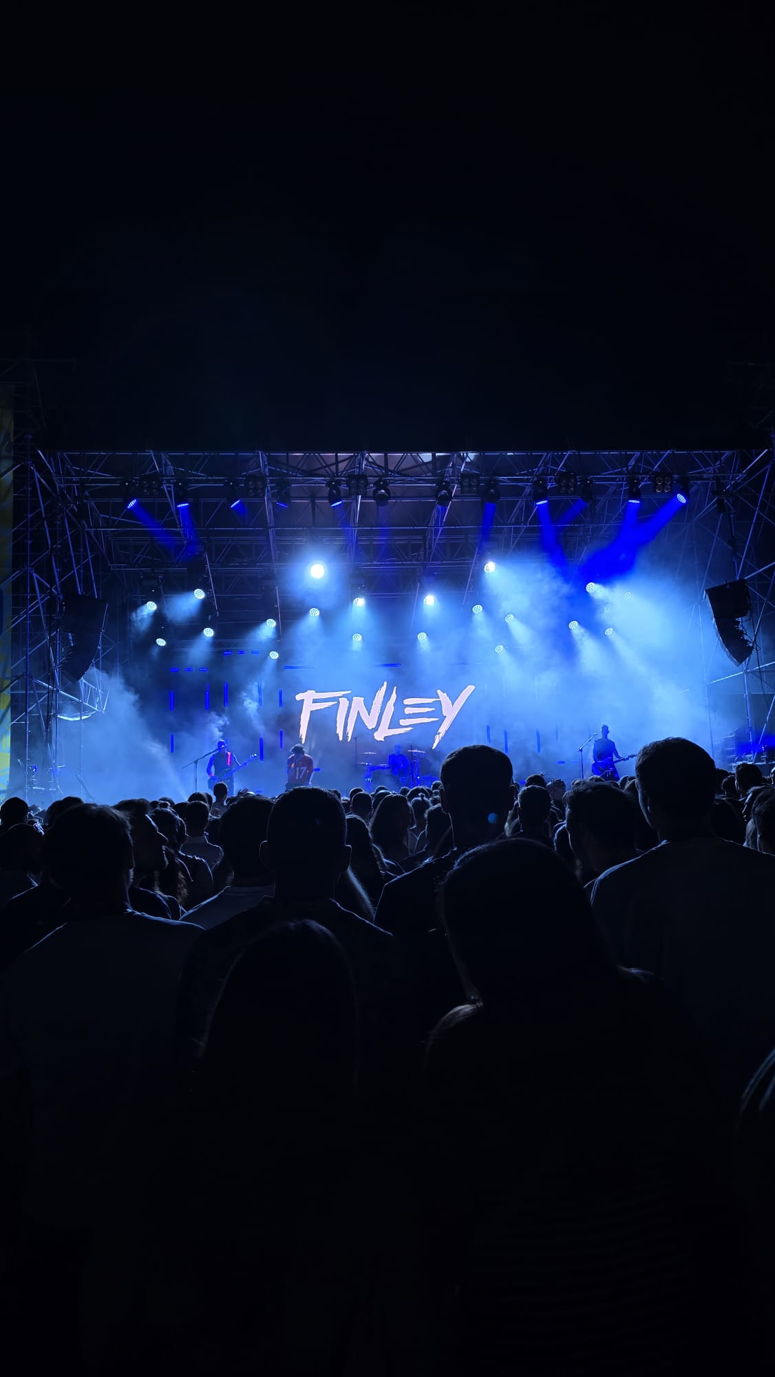 Cremona esplode al ritmo pop punk dei Finley al Tanta Robba Festival 2025