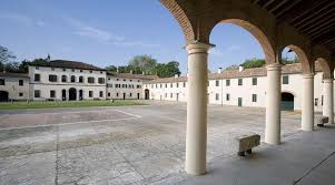 VisitCremona - Cascina Farisengo: storia, natura ed emozioni nel cuore della campagna cremonese
