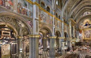 Itinerario consigliato: la navata centrale del Duomo di Cremona